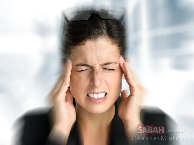 Baş ağrısı, bulantı, dalgınlık, ışığa hassasiyet...Beyin anevrizmasının 4 kritik belirtisi!