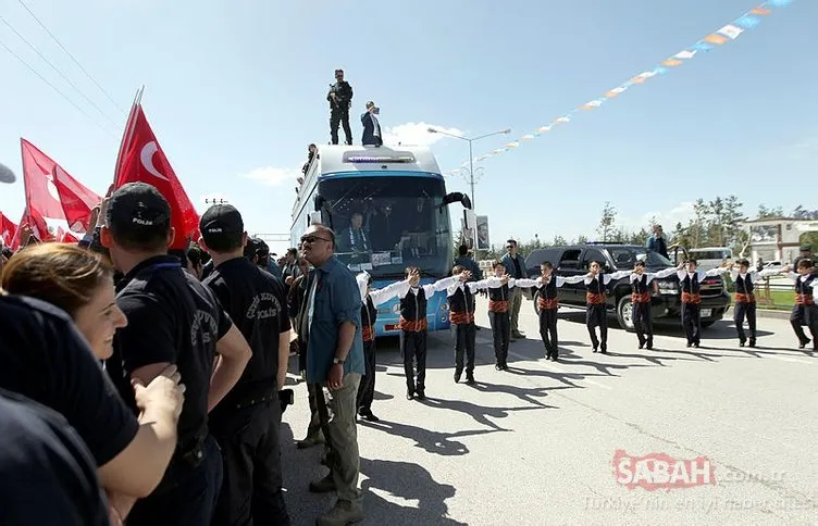 Cumhurbaşkanı Erdoğan, Erzurum'da böyle karşılandı