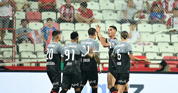 Süper Lig: Fatih Karagümrük, Antalyaspor deplasmanında kazandı!