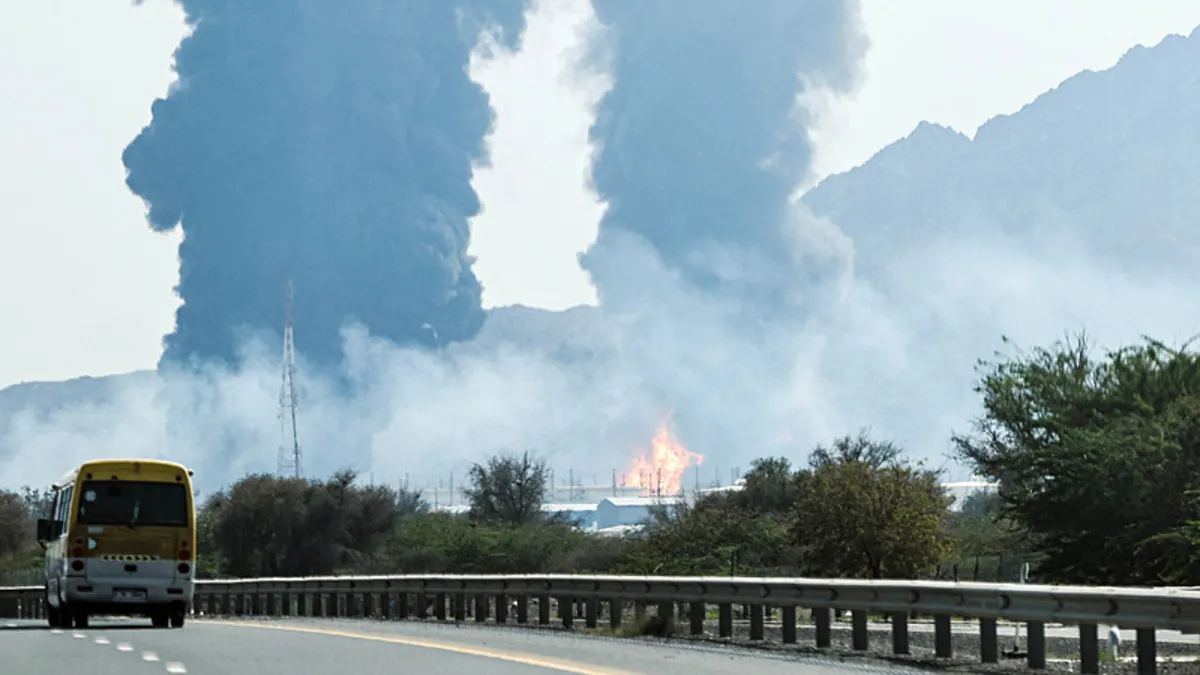 ABD’den Hark Adası’na saldırı: Askeri noktalar hedef alındı ABD’den Hark Adası’na saldırı: Askeri noktalar hedef alındı