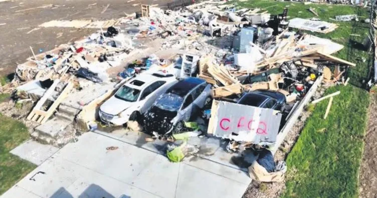 ABD ve Çin’i hortum vurdu: 5 ölü