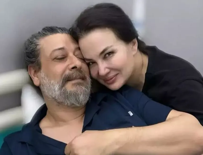 Deniz Uğur'un eşi Erdinç Gülener kalp krizi geçirmişti! Açıklama geldi: "Dualarınıza inanıyorum..."