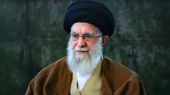 abd-savas-bakani-hegseth-iran-bir-anlasma-icin-her-secenege-sahip-1769710584694.jpg ABD Savaş Bakanı Hegseth: “İran bir anlaşma için her seçeneğe sahip”