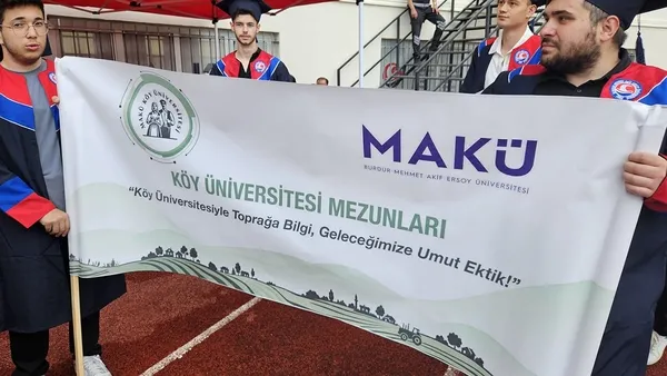 koy-universitesi-ilk-mezunlarini-verdi-1781947417369.jpg