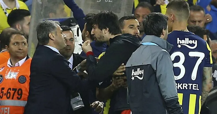 Fenerbahçe’den açıklama: Tolga Zengin ile Mustafa Pektemek tribünleri tahrik etti