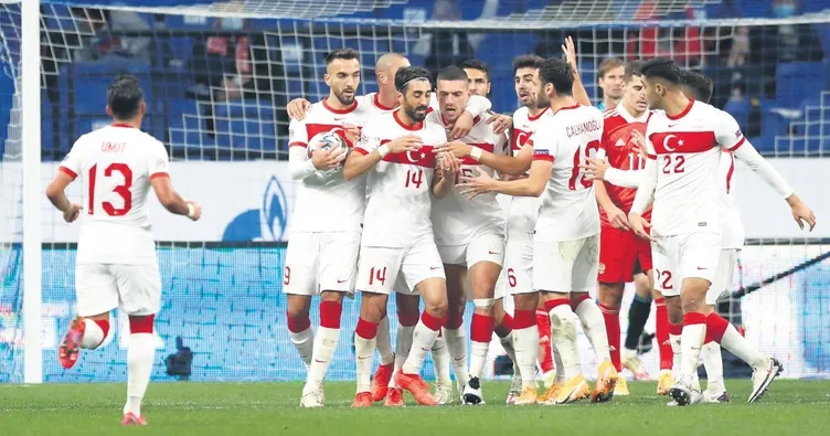 Rusları ezdik direkleri geçemedik