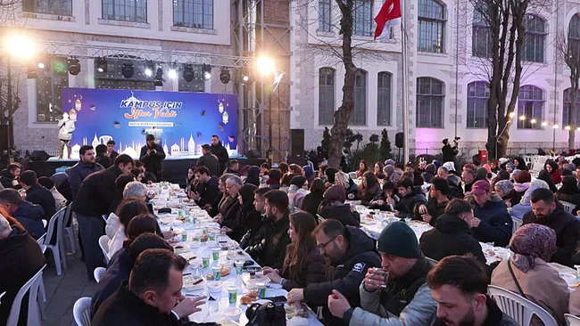 bakan-isikhan-saglik-bilimleri-universitesi-ogrencileriyle-iftarda-bulustu-1773168887424.jpg Bakan Işıkhan, Sağlık Bilimleri Üniversitesi öğrencileriyle iftarda buluştu