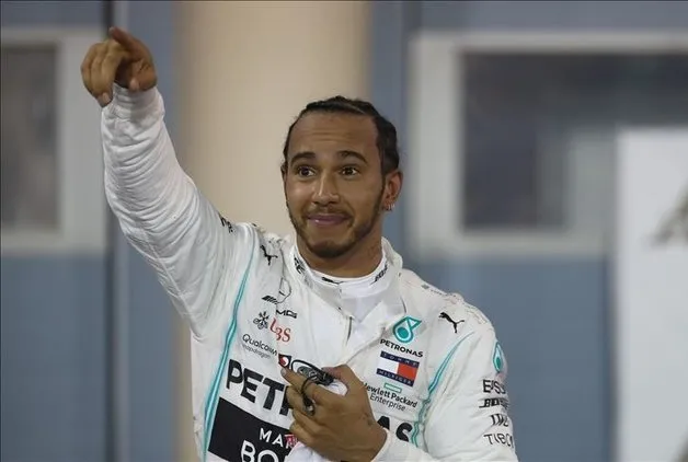 KAZALARIN DAMGA VURDUĞU F1 TOSKANA GRAND PRİX'SİNİ HAMİLTON KAZANDI