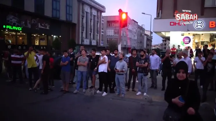 İstanbul Sultangazi'de intihar girişimini görüntüleme yarışı!