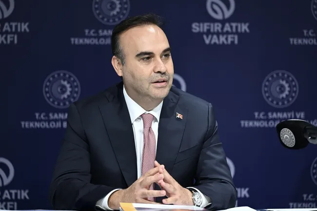 sanayi-bakani-kacirdan-kosgeb-mujdesi-sanayide-yesil-donusum-onceligimiz-1786178874743.jpeg