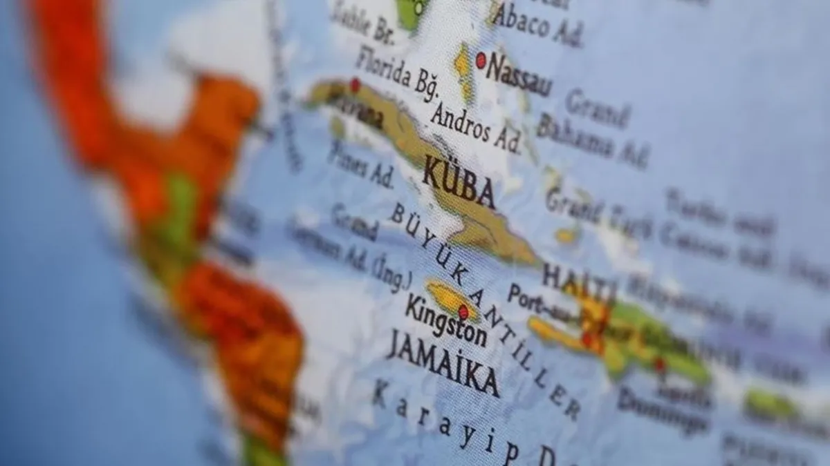 Küba’da petrol rafinerisinde yangın çıktı! Alevler kısa sürede kontrol altına alındı Küba’da petrol rafinerisinde yangın çıktı! Alevler kısa sürede kontrol altına alındı