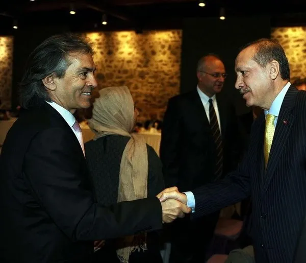 Erdoğan edebiyatçılarla buluştu