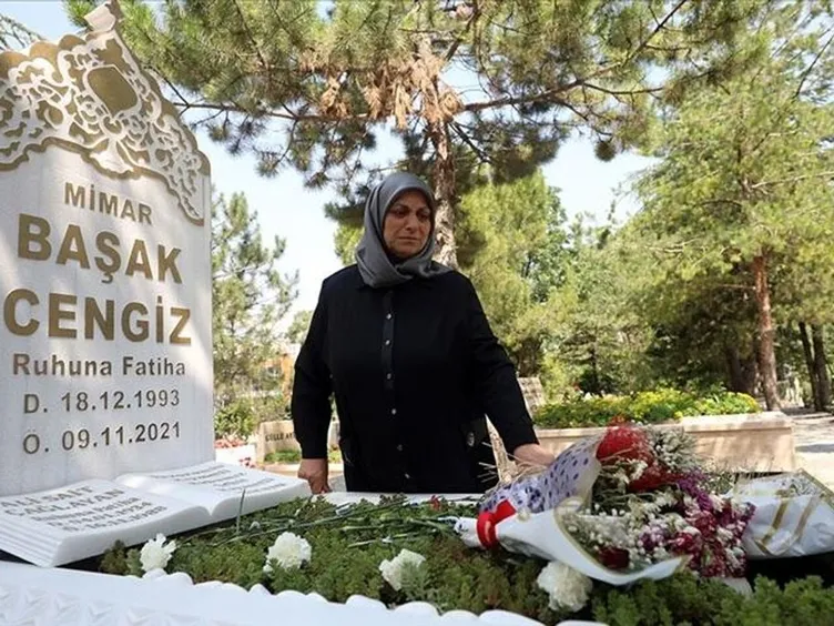 Samuray bıçağıyla öldürülmüştü! Başak Cengiz’in annesi: Kızımı annesinden sevgi görmemiş biri öldürdü