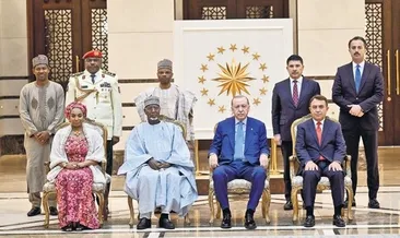 Beş büyükelçiden güven mektubu