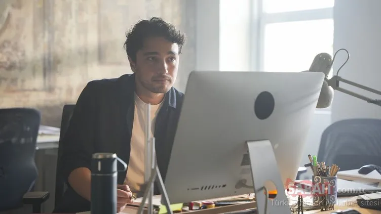 ‘Karadut’ ilk bölüm tekrarıyla bugün ATV ekranlarına geldi! İşte Karadut’un hikayesi ve oyuncuları!