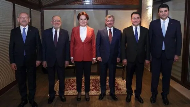 pazarlik-desifre-oldu-chp-son-tercihimdi-demisti-ahmet-davutoglu-iyi-partiden-bakin-kac-vekil-istemis-1691051655330.jpg Pazarlık deşifre oldu! CHP son tercihimdi demişti: Ahmet Davutoğlu İYİ Parti’den bakın kaç vekil istemiş…