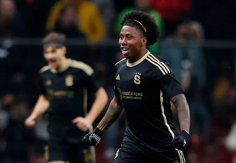 Son dakika Fenerbahçe haberi: Mourinho Fenerbahçe’ye sürpriz transfer! Galatasaray’a Avrupa’da 2 gol atmıştı...