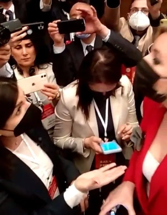Son dakika: Rusya Ukrayna zirvesinde medya savaşı! Rus Sözcü Zaharova CNN muhabiriyle tartıştı!