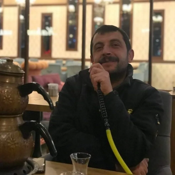 Artvin’de iş makinesi uçuruma yuvarlandı: 2 ölü!