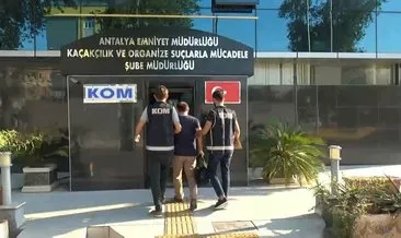 Antalya’da FETÖ’nün hücre evlerine yönelik operasyonda 10 kişi gözaltına alındı