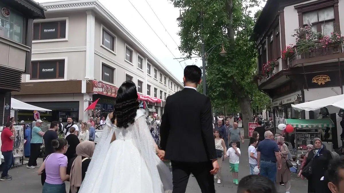 Yargıtay’dan emsal karar! Sürekli ev eşyası değiştirmek isteyen kadınlara kötü haber: Boşanma sebebi sayıldı! Yargıtay’dan emsal karar! Sürekli ev eşyası değiştirmek isteyen kadınlara kötü haber: Boşanma sebebi sayıldı!