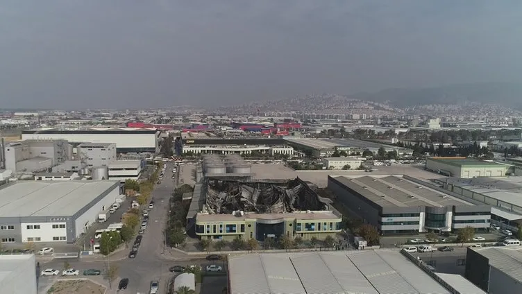 İzmir’de yanan plastik fabrikasında zarar belli oldu! Tam 10 milyon euro!