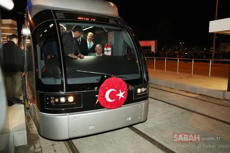 Başkan Erdoğan Antalya’da tramvay hattı açıp test sürüşü yaptı