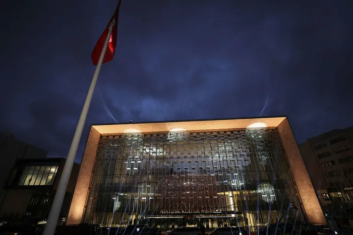 son-dakika-yeni-akm-cumhuriyet-bayraminda-acildi-1635522517200.jpg Başkan Erdoğan: Atatürk Kültür Merkezi eski Türkiye ve yeni Türkiye fotoğrafının en belirgin göründüğü yerdir