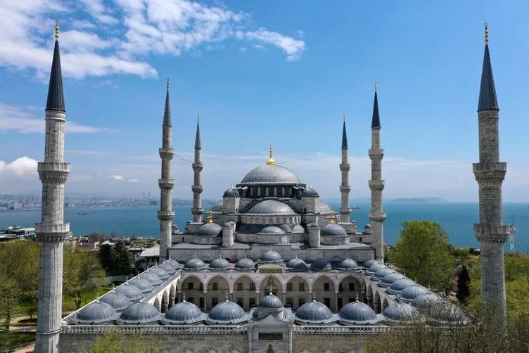 Açılışını bugün Başkan Erdoğan yapacak: Restorasyonu tamamlanan Sultanahmet Camii havadan görüntülendi