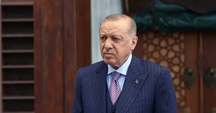 Başkan Erdoğan cuma namazını Bezmi Alem Valide Sultan Camisi’nde kıldı