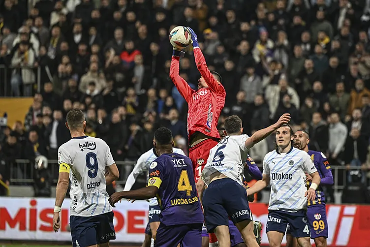 SON DAKİKA HABERİ: Süper Lig devinden Berke Özer sürprizi! Harekete geçtiler...