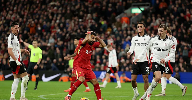 PREMIER LİG: Liverpool, Fulham karşısında 10 kişiyle 1 puana razı oldu!