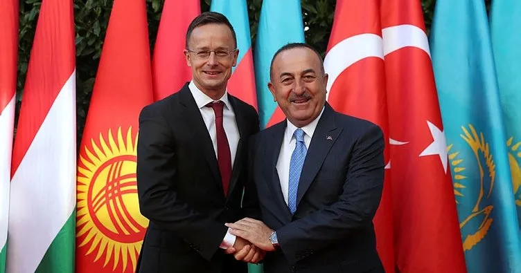 Dışişleri Bakanı Çavuşoğlu, Macar mevkidaşı Peter Szijjarto ile görüştü