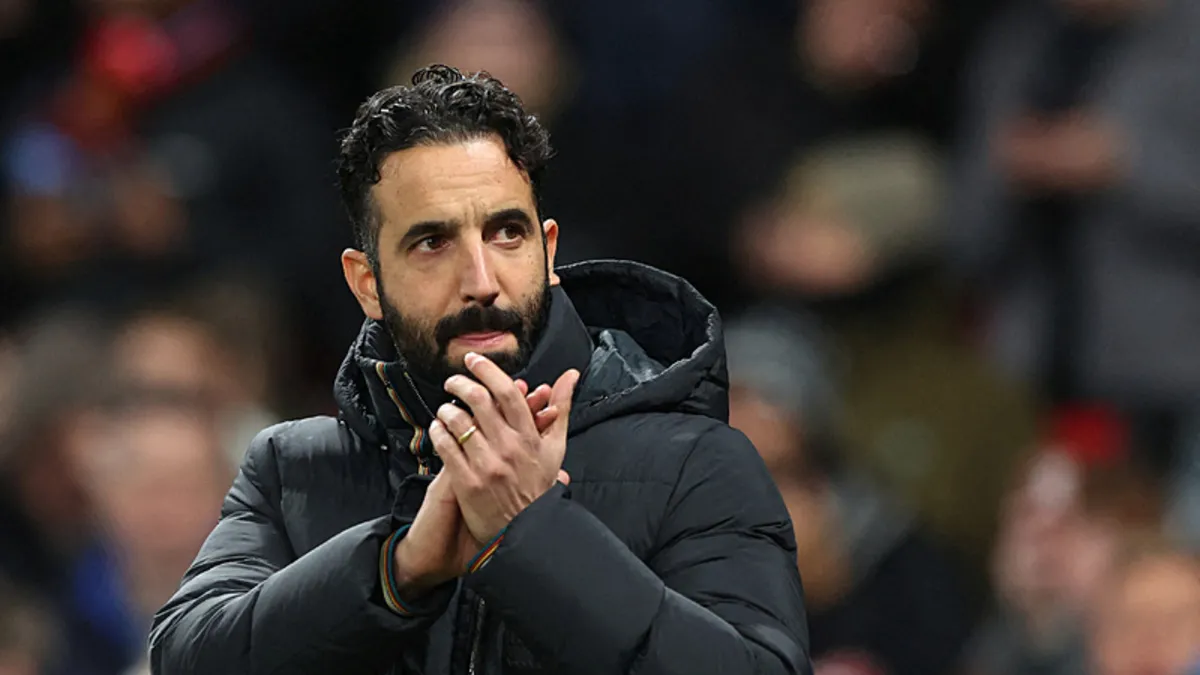 Manchester United’ta Ruben Amorim ile yollar ayrıldı! Manchester United’ta Ruben Amorim ile yollar ayrıldı!