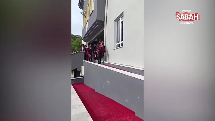 Muğla'da Gazi Anadolu Lisesi öğrencileri mezuniyet sevincini yaşadı