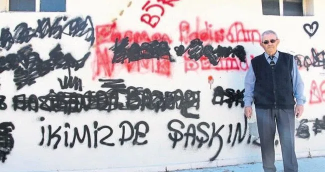 Evin duvarı yazı tahtasına döndü Akdeniz Haberleri
