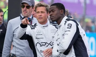 Brad Pitt’in yüzüne tükürdü