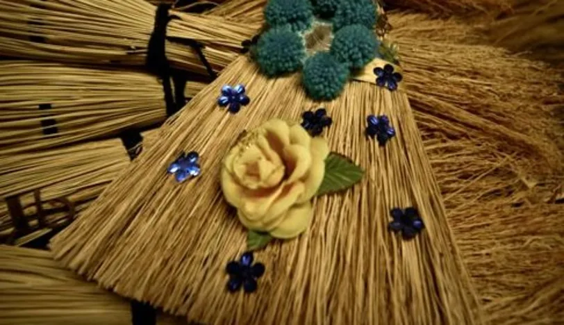 Nazarlık Süpürgeler