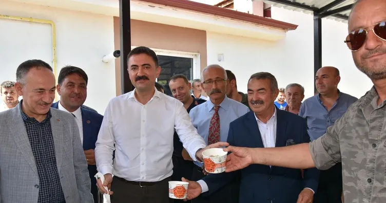 Kırıkkale’de Cem Evi’nde aşure dağıtıldı