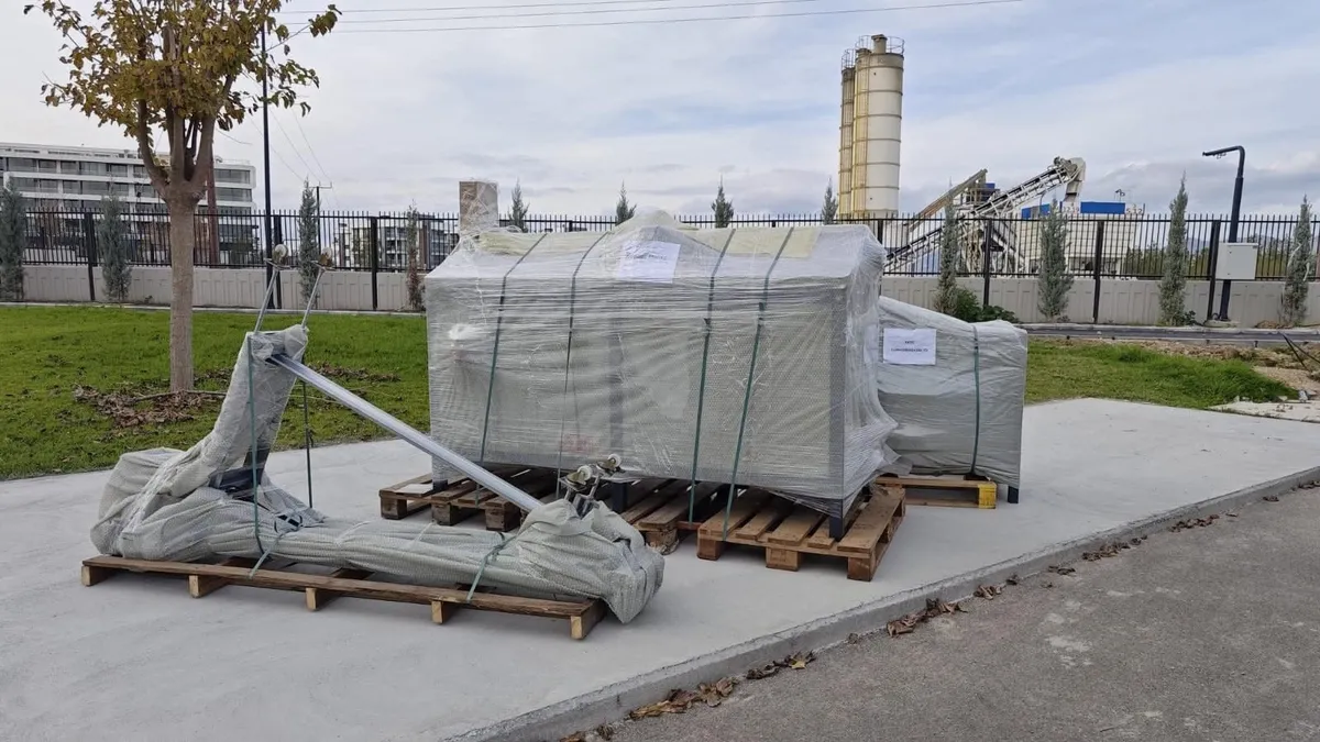 Emine Erdoğan’dan KKTC’ye kompost makinesi hediyesi Emine Erdoğan’dan KKTC’ye kompost makinesi hediyesi