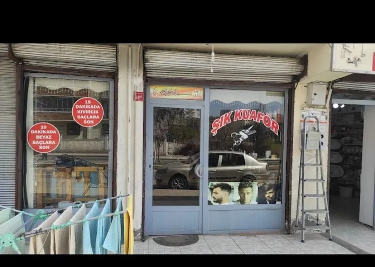 ‘Siber’ berberden milyarlık vurgun! Dükkandan yönetti, aile üyeleri de yer aldı: Görevli tamamla, parayı kazan