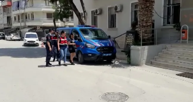 altin-disli-sahte-savci-yasli-kadini-oyle-bir-dolandirdi-ki-magdur-solugu-karakolda-aldi-1656056326252.jpg