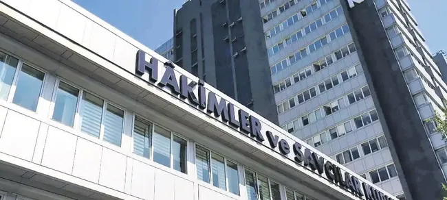 hskdan-tarihi-karar-balyoz-magdurlarina-odenen-tazminat-fetoculerden-alinacak-1779050047393.jpeg