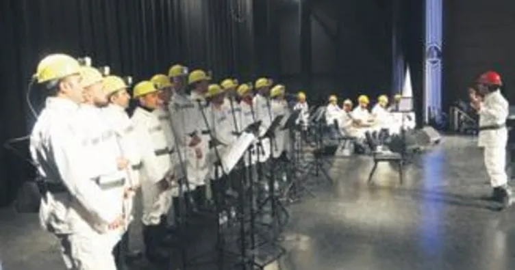Maden işçilerinden muhteşem konser