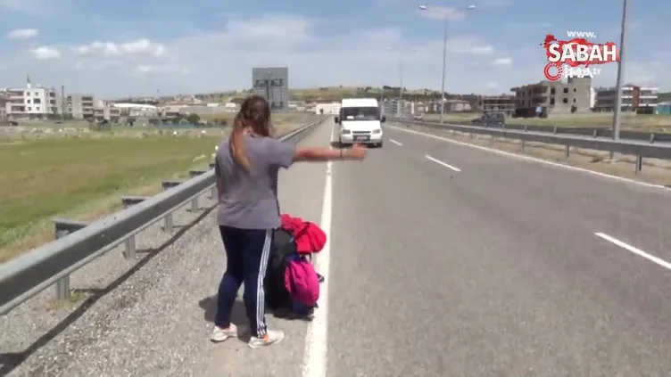 Genç kadın otostopla 80 şehir gezdi