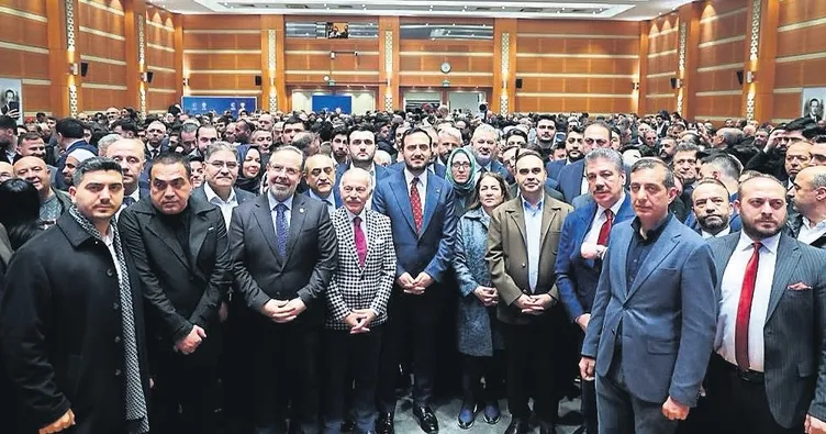 AK Parti İl Başkanlığında bayramlaşma coşkusu