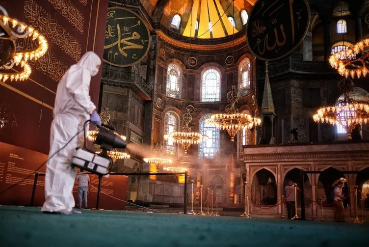 Ayasofya-i Kebir Cami-i Şerifi 86 yıl sonra ilk bayramına hazırlanıyor
