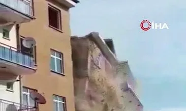 Son dakika! Elazığ’daki 4.2’lik depremde bina böyle yıkıldı! İşte saniye saniye o anlar...