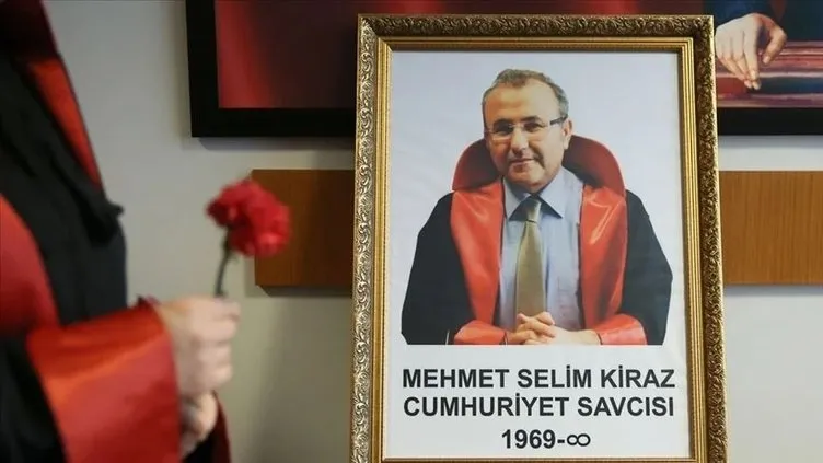 Arkadaşları şehadetinin 9’uncu yılında Mehmet Selim Kiraz’ı anlattı: Görev bilinciyle yaşadı, adalet için şehit oldu!