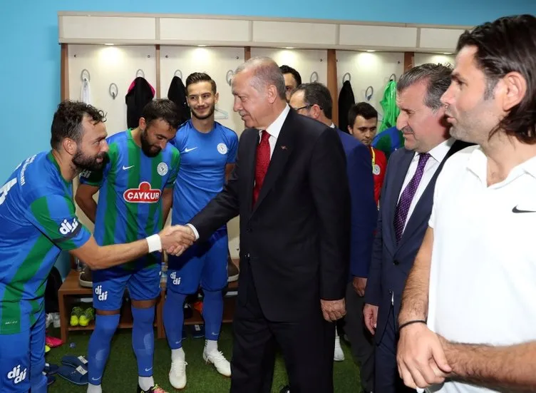 Başkan Erdoğan, Rize’de maç izledi
